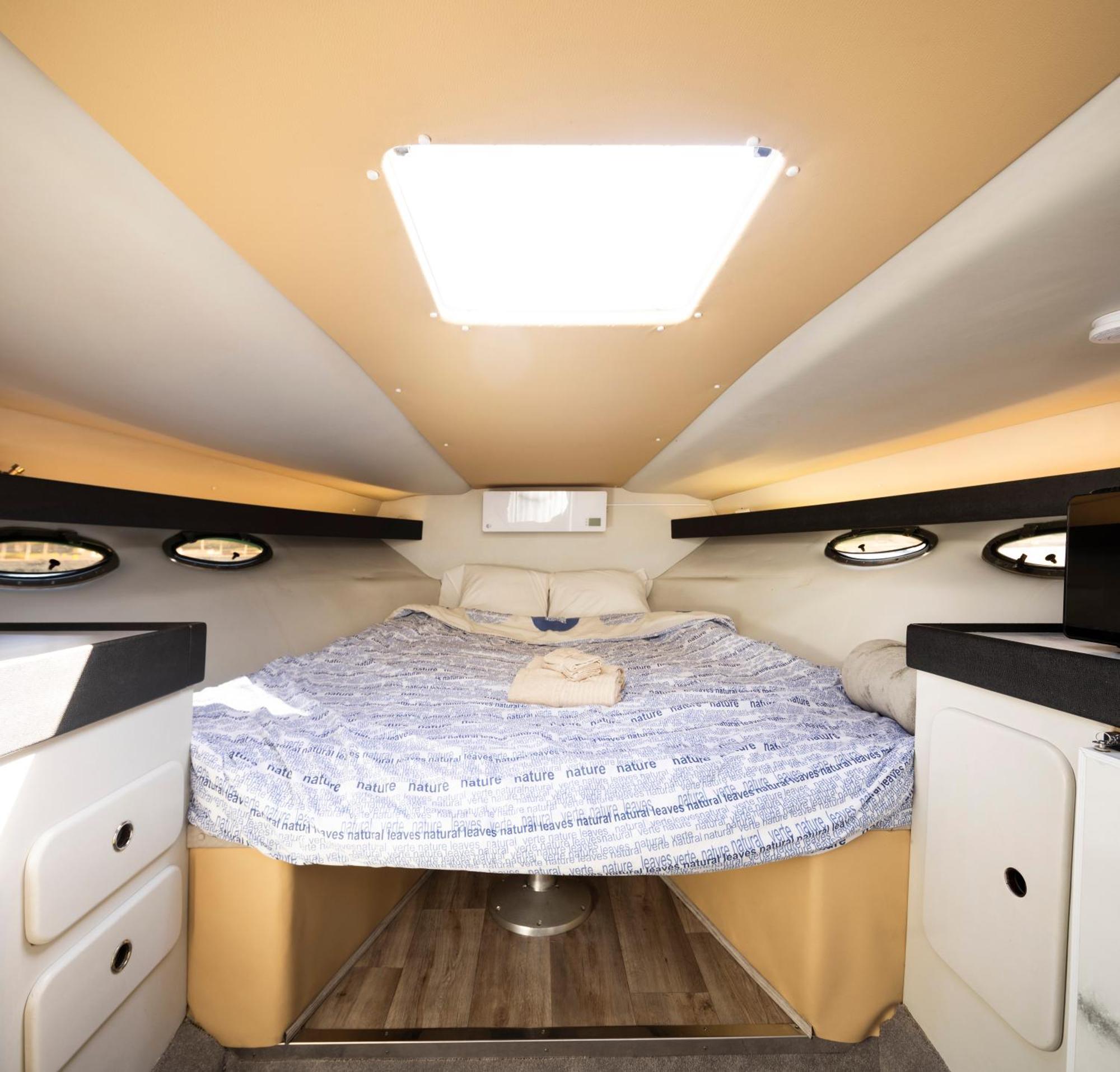 Hotel Alojamiento En Barco Voralamar à Valence Extérieur photo